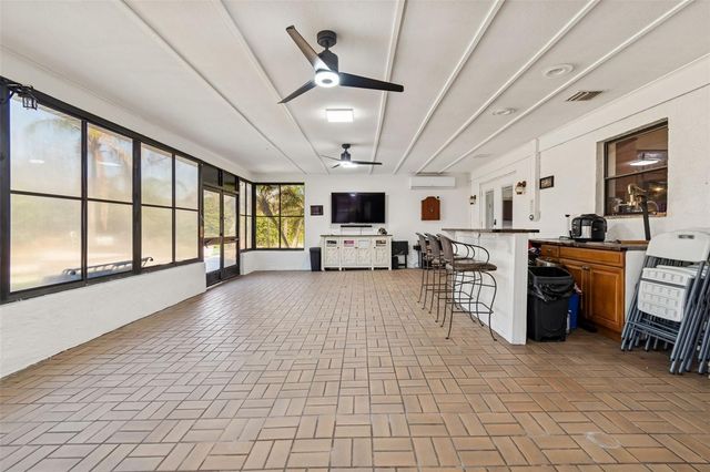 7810 N CAMERON AVENUE, Tampa, FL 33614