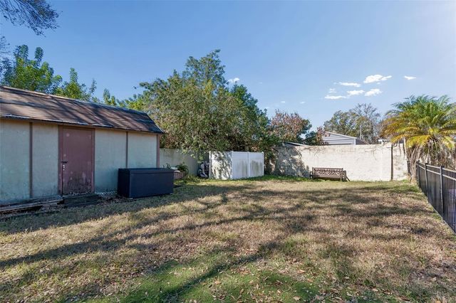 7810 N CAMERON AVENUE, Tampa, FL 33614