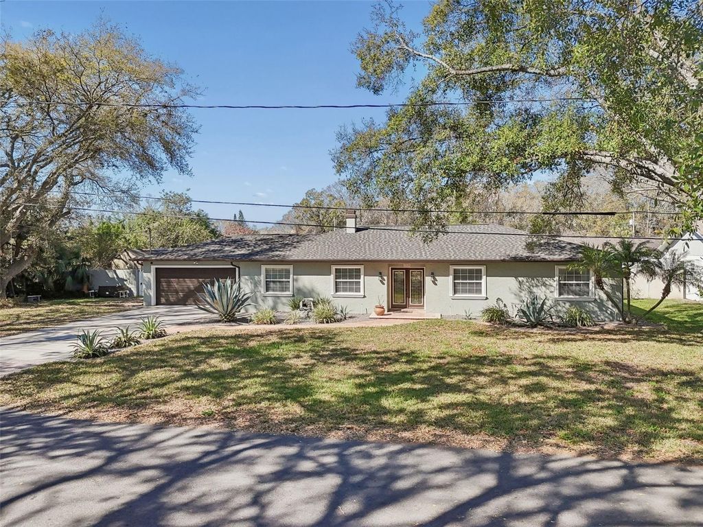 7810 N CAMERON AVENUE, Tampa, FL 33614