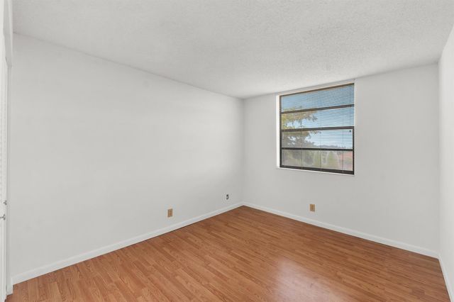 6190 Woodlands Boulevard 513, Tamarac, FL 33319