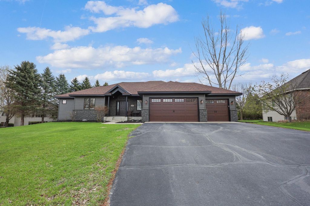 3342 21st Avenue S, Saint Cloud, MN 56301
