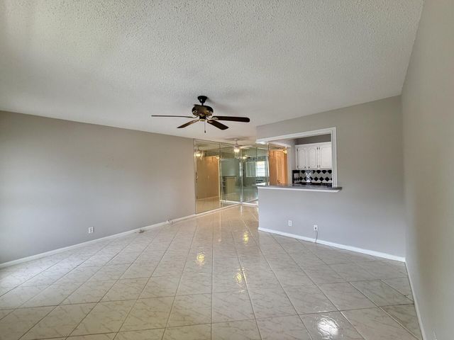 134 Sussex G 134, West Palm Beach, FL 33417