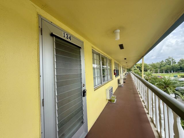 134 Sussex G 134, West Palm Beach, FL 33417