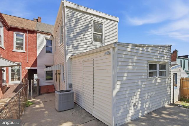 624 POPLAR ST, Lancaster, PA 17603