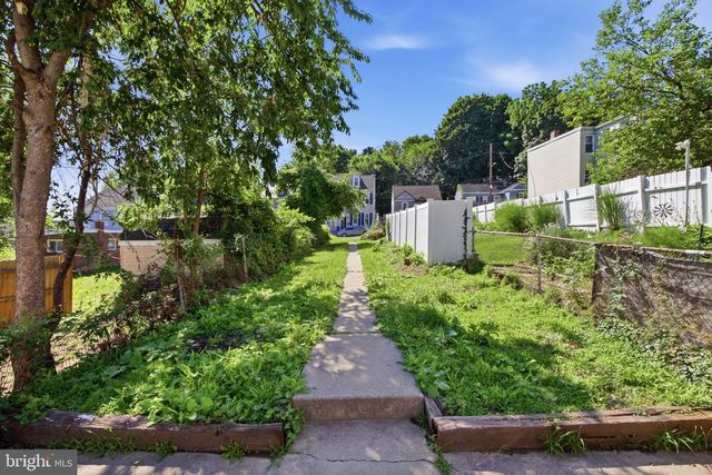624 POPLAR ST, Lancaster, PA 17603