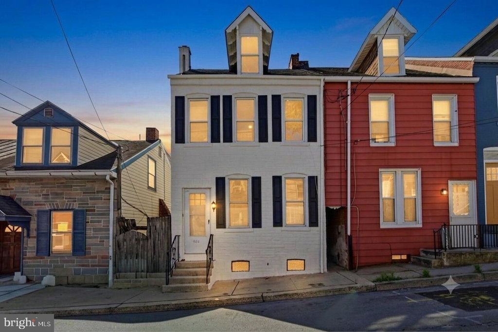 624 POPLAR ST, Lancaster, PA 17603