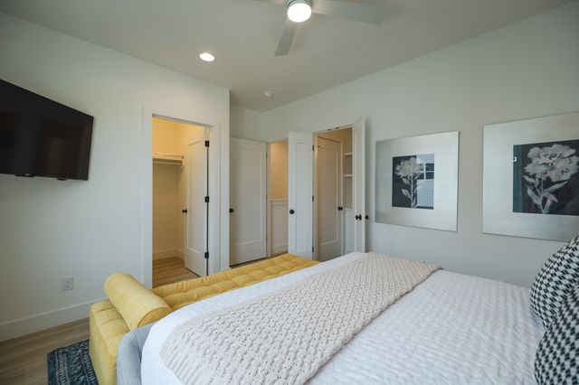 1402 Napoleon St, Nashville, TN 37207