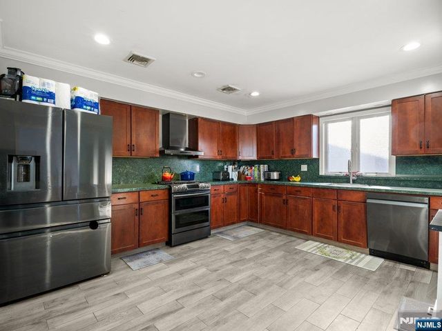 132 Clinton Place, East Rutherford, NJ 07073