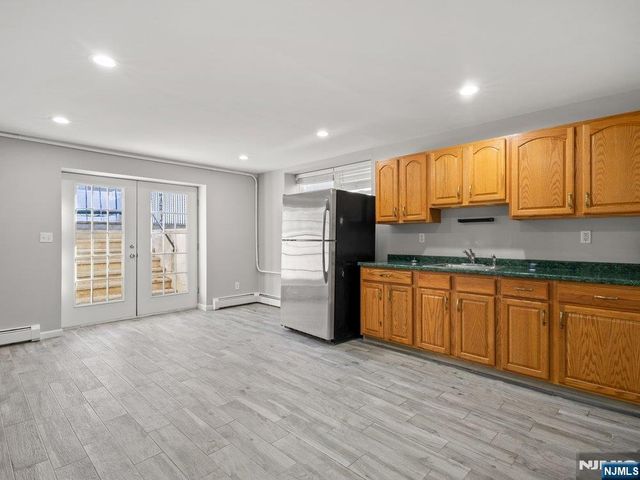 132 Clinton Place, East Rutherford, NJ 07073