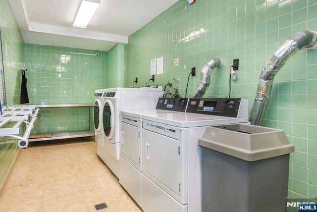 2000 Linwood Avenue 14K, Fort Lee, NJ 07024