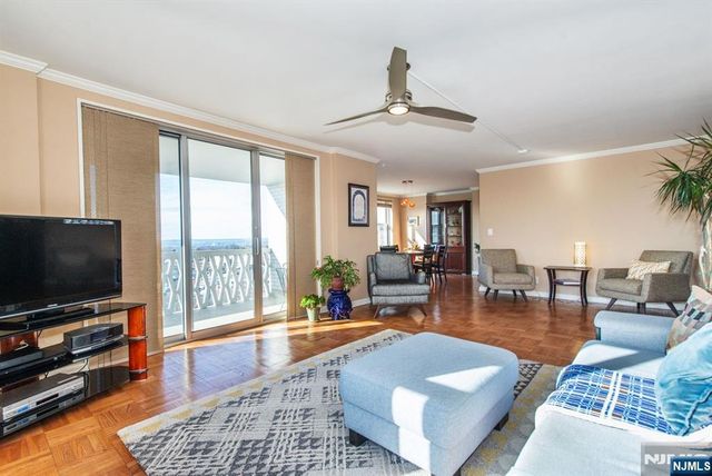 2000 Linwood Avenue 14K, Fort Lee, NJ 07024