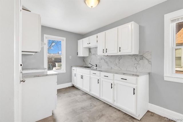 15501 Appoline Street, Detroit, MI 48227