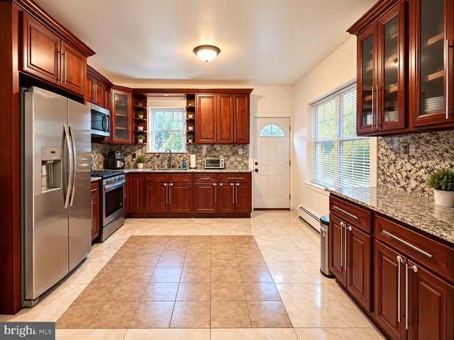 1294 SHERIDAN ST, Camden, NJ 08104