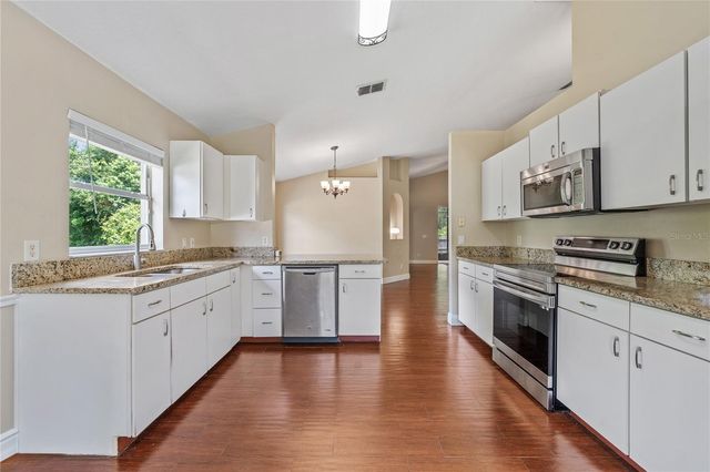 168 EASTON CIRCLE, Oviedo, FL 32765
