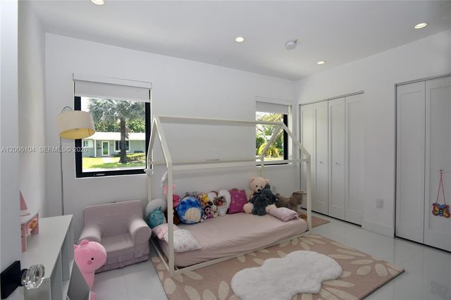 9281 SW 166th Ter, Palmetto Bay, FL 33157