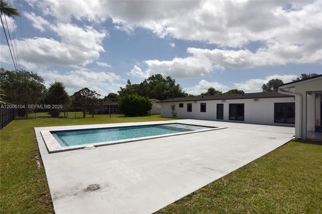 9281 SW 166th Ter, Palmetto Bay, FL 33157