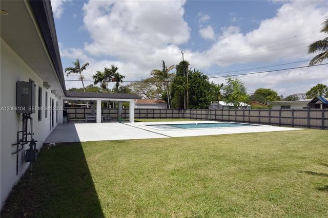 9281 SW 166th Ter, Palmetto Bay, FL 33157