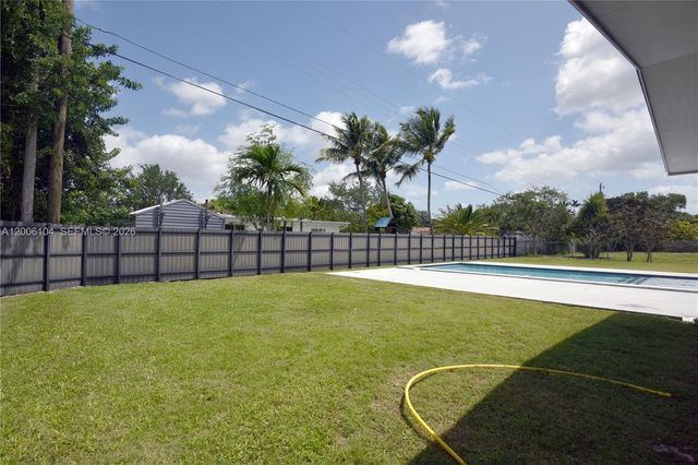 9281 SW 166th Ter, Palmetto Bay, FL 33157