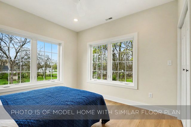 1335 Corby Boulevard A, South Bend, IN 46617