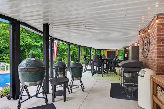 301 Pinecroft Lane, Spencer, NC 28159