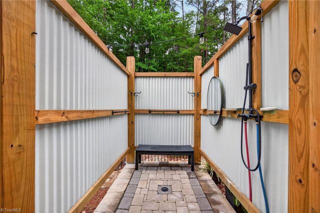 301 Pinecroft Lane, Spencer, NC 28159