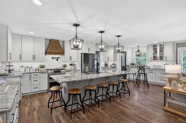 301 Pinecroft Lane, Spencer, NC 28159