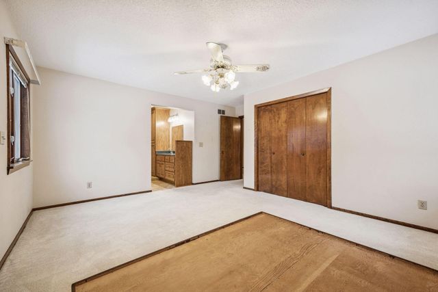 1835 Hunter Lane, Mendota Heights, MN 55118