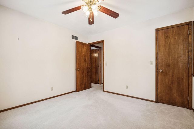 1835 Hunter Lane, Mendota Heights, MN 55118
