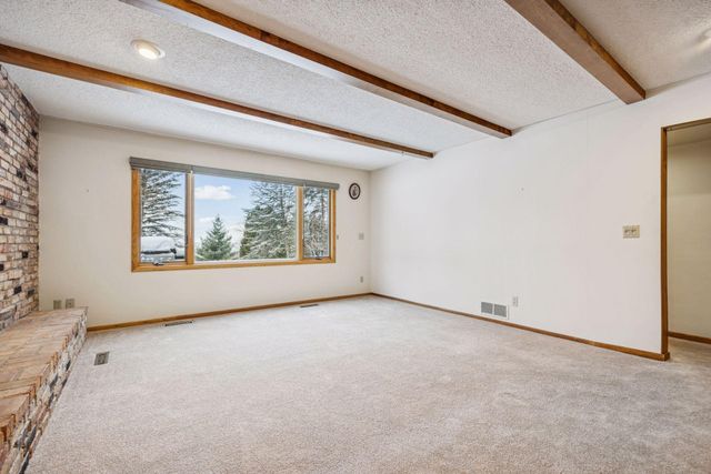 1835 Hunter Lane, Mendota Heights, MN 55118