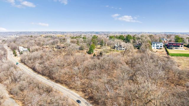 1835 Hunter Lane, Mendota Heights, MN 55118