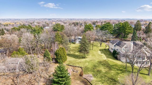 1835 Hunter Lane, Mendota Heights, MN 55118
