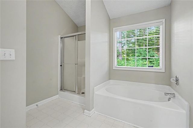 984 Natural Brook Trail, Lawrenceville, GA 30045