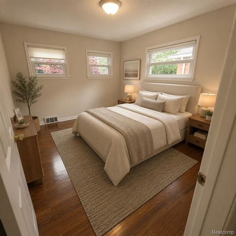 21931 Mauer Street, Saint Clair Shores, MI 48080