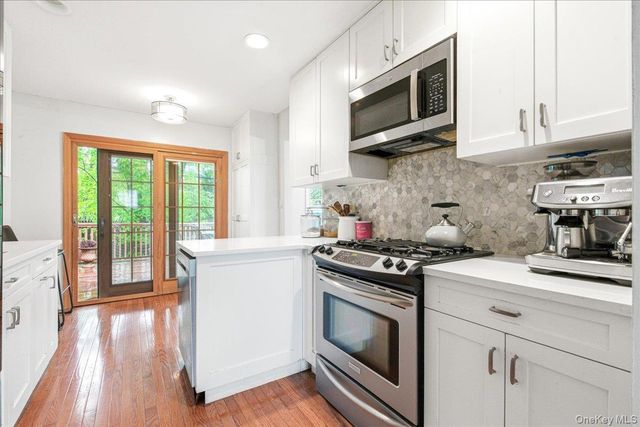 2466 new york New York Avenue, Melville, NY 11747