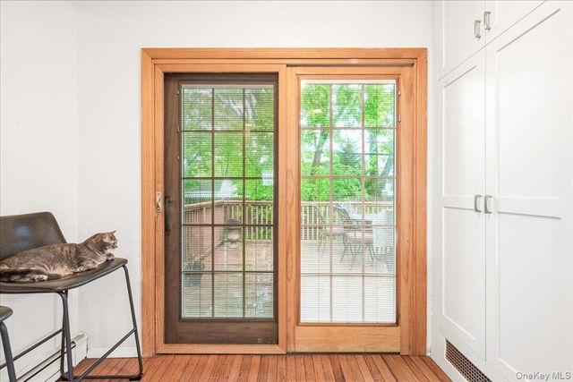 2466 new york New York Avenue, Melville, NY 11747