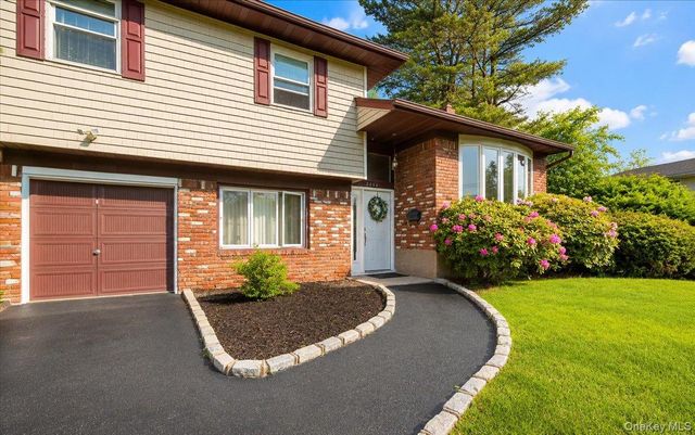 2466 new york New York Avenue, Melville, NY 11747