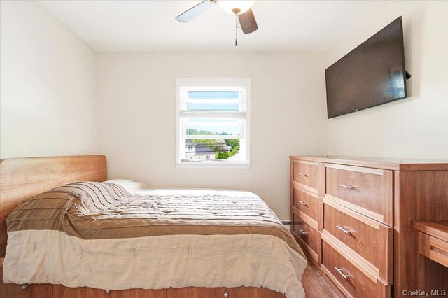 2466 new york New York Avenue, Melville, NY 11747