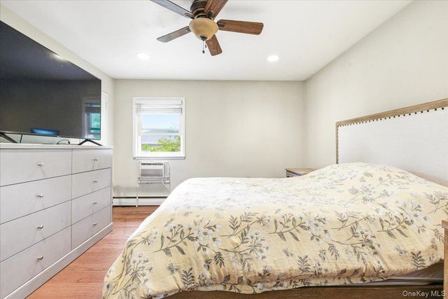 2466 new york New York Avenue, Melville, NY 11747