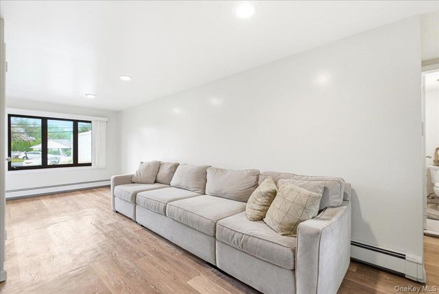 2466 new york New York Avenue, Melville, NY 11747