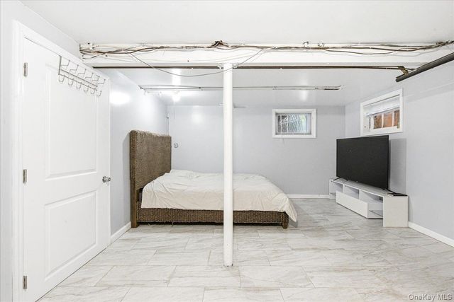 2466 new york New York Avenue, Melville, NY 11747