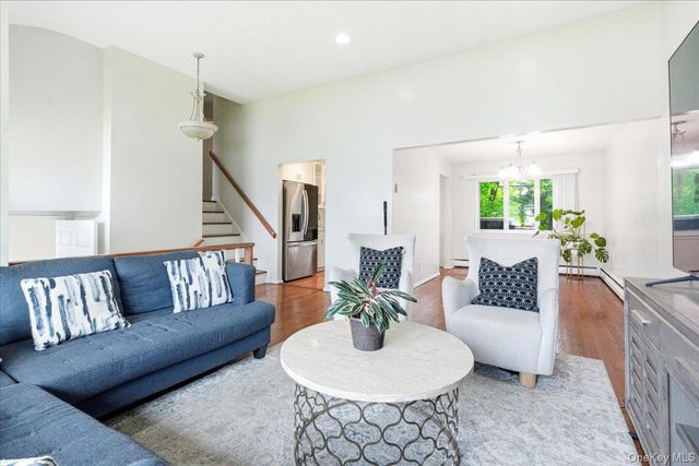 2466 new york New York Avenue, Melville, NY 11747