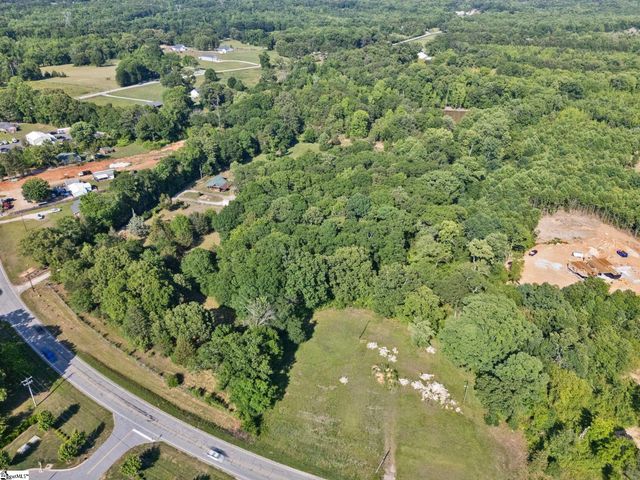 1805 Fairview Road, Fountain Inn, SC 29644