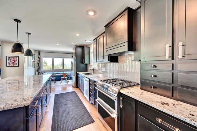 1003 Edgehill Road, Covington, KY 41011