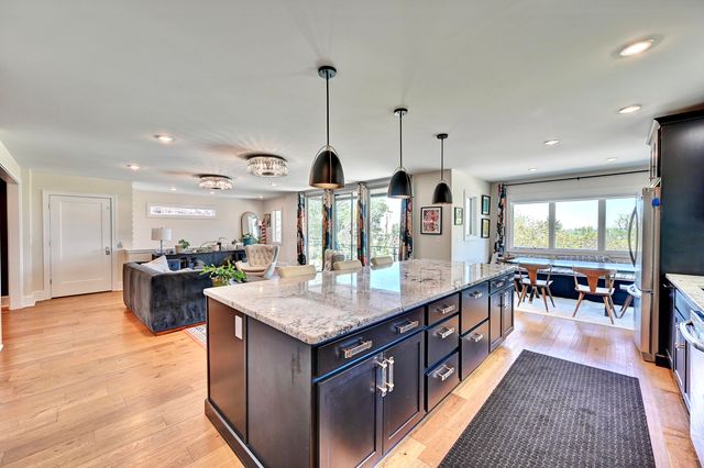 1003 Edgehill Road, Covington, KY 41011