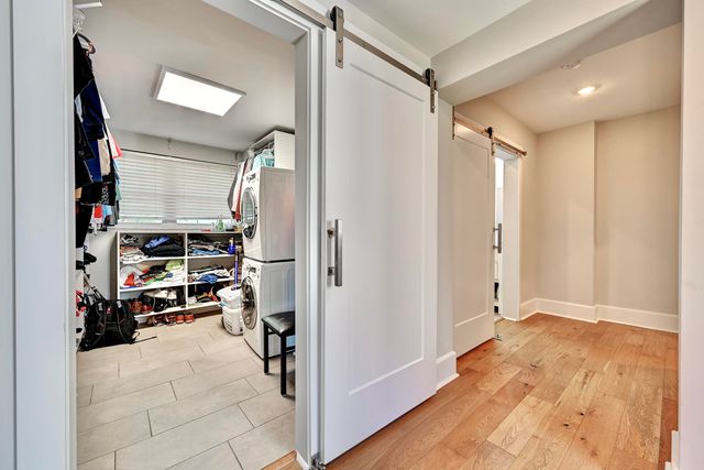 1003 Edgehill Road, Covington, KY 41011