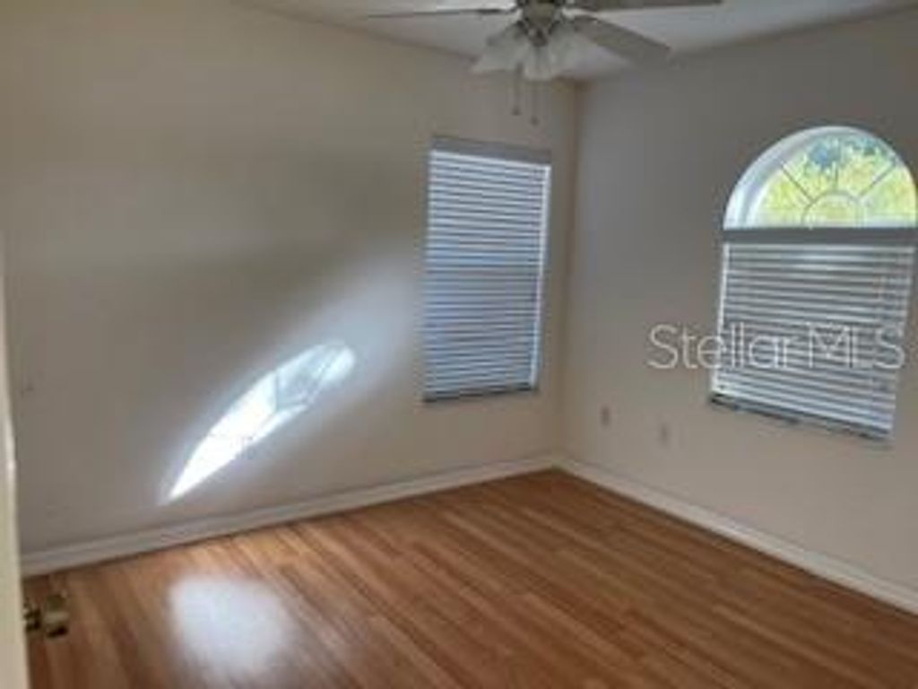 Image 15 of property listing at 52 PRINCESS RUTH LANE, Palm Coast, FL 32164