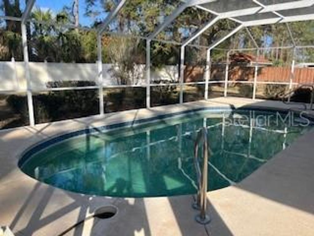 Image 20 of property listing at 52 PRINCESS RUTH LANE, Palm Coast, FL 32164