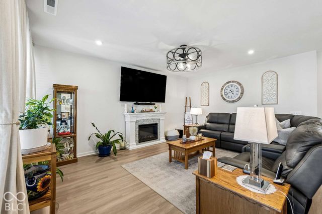 3337 Sunnyvale Drive, Brownsburg, IN 46112