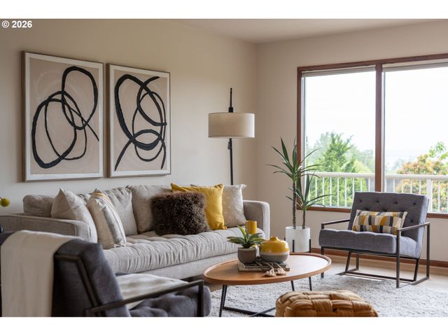 3031 Ne 129TH Pl, Portland, OR 97230