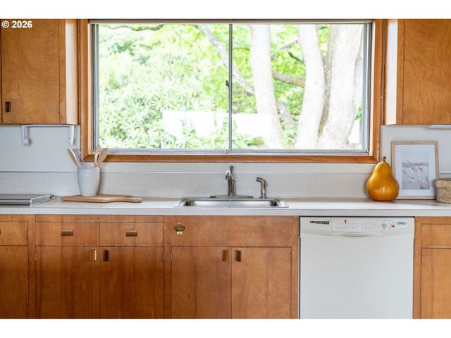 3031 Ne 129TH Pl, Portland, OR 97230